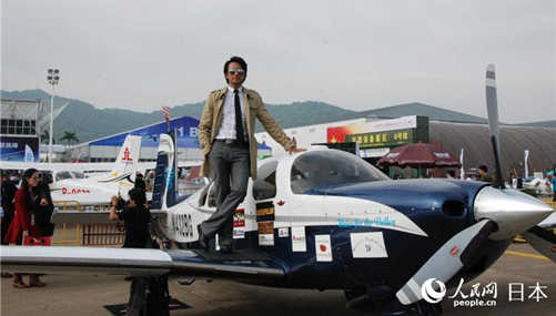 珠海航空ショー、コンパニオンが勢揃い