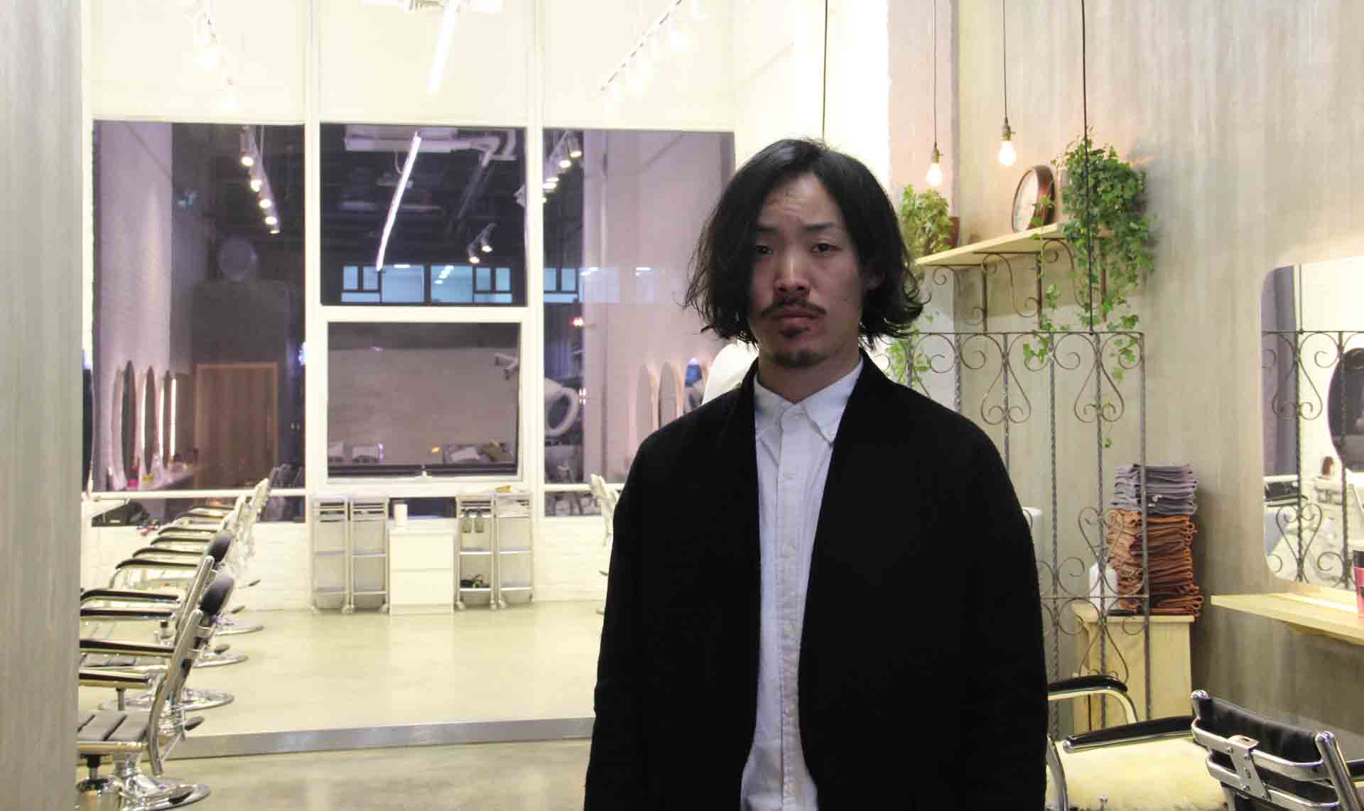 第9回理想の空間を求めて　建築デザイナー　山本雄介さん　國際都市として急成長を続ける北京。街には高層ビルや奇抜なデザインの建築物が立ち並び、近代的都市空間と昔ながらの伝統(tǒng)的な建造物が融合した獨(dú)特な空気が漂っている。今回はそんな変貌を続ける北京で建築デザイナーとして奮闘する山本雄介さんをご紹介する。[日本語版]  [中國語版]  