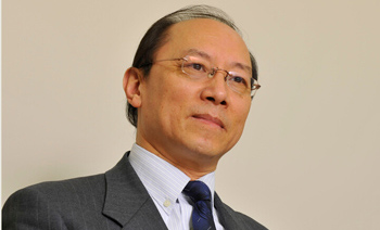 遠く海外で暮らす華人にとって、春節(jié)は単なる祝祭日に留まらず、それは忘れることのない祖國への深い思いが心に沸き起こる日でもあります。新春を迎えるに當たり、未年が皆様方にとりまして幸多い年となりますことを心よりお祈り申し上げます。