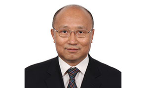 新春を迎えるにあたり、在日本國中華人民共和國大使館経済商務部を代表し、全國民ならびに在日中國企業(yè)、各界のご友人の皆様に、人民網(wǎng)を通じ心より新春のご挨拶を申し上げます。