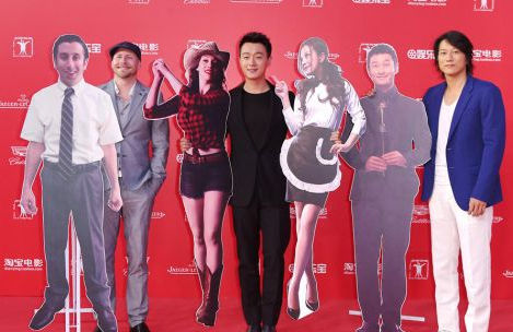 上海國際映畫祭閉幕　SNH48や巖井俊二などレッドカーペットに登場