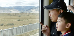 ラサ―シガツェ鉄道　世界一海抜が高い鉄道の延長(zhǎng)路線
