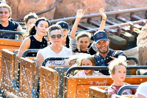 ベッカム夫妻が見(jiàn)守る7歳の「プリンセス」