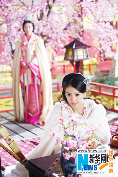 アンジェラベイビーの時代劇姿、「美しすぎて窒息しそう」