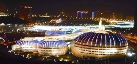 鄭州、建設(shè)費10億元の蕓術(shù)センターが「最も醜い建物」に