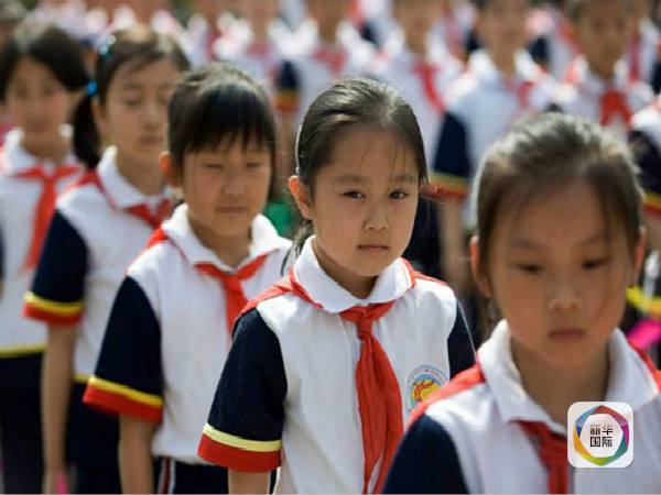 新學(xué)期シーズン到來(lái)！世界各國(guó)の制服比べ