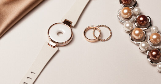 高級ウェアラブルデバイス「Amazfit」が発表、高園園がデザインに參加