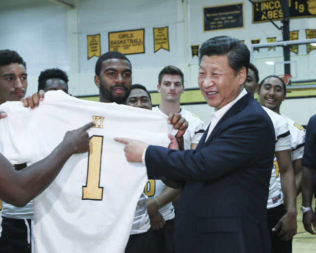 習(xí)近平主席、米ワシントン州タコマ市のリンカーン高校を訪問(wèn)