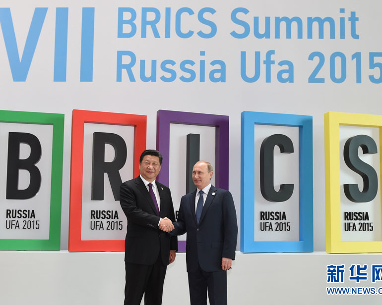 BRICS首脳會議、SCO首脳會議　中國の習近平國家主席はロシアのプーチン大統(tǒng)領の招きを受け、ロシア?ウファで7月8日と9日に行われる第7回BRICS首脳會議と、7月9日と10日に行われる第15回上海協(xié)力機構(gòu)（SCO）首脳會議に出席した。
