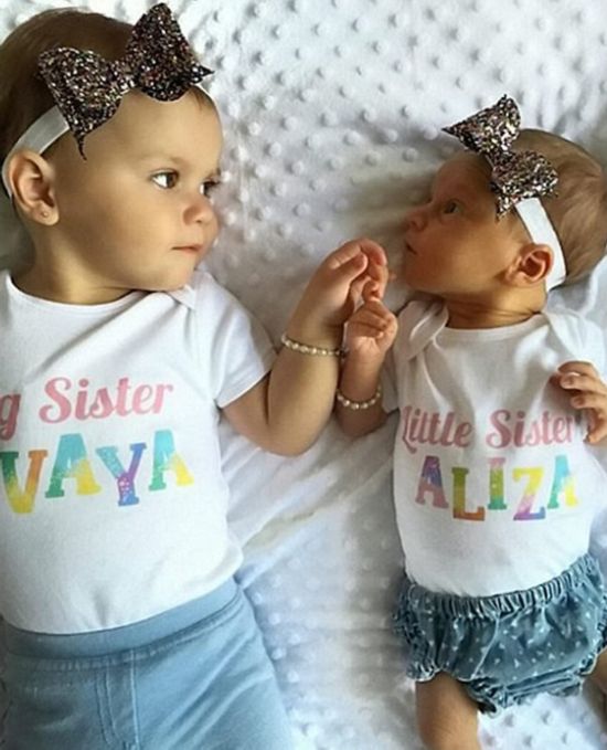 英國(guó)の1歳児、ファッション界の「人気モデル」に　