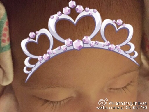 昆凌が生後100日目の愛娘の正面寫真を初公開、長い睫が魅力的