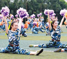 女子大生の軍事訓(xùn)練、特別戦闘員さながらの匕首さばき
