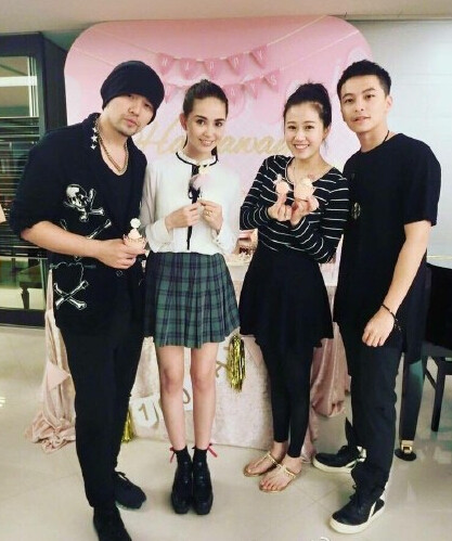 周傑倫と昆凌夫婦、親友ら招待し愛娘の生後100日を祝うパーティ開催