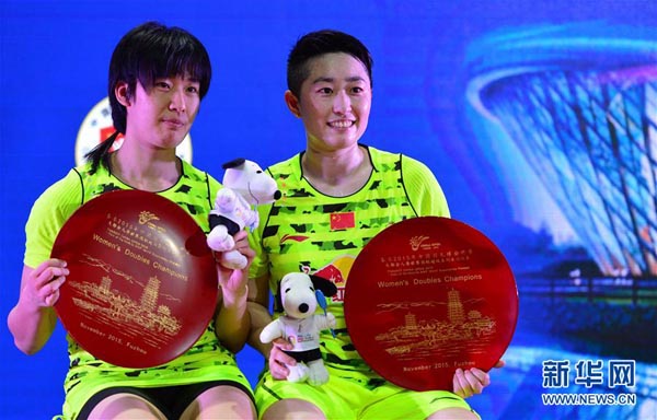 バドミントン中國オープン2015女子ダブルス、中國が日本を下す