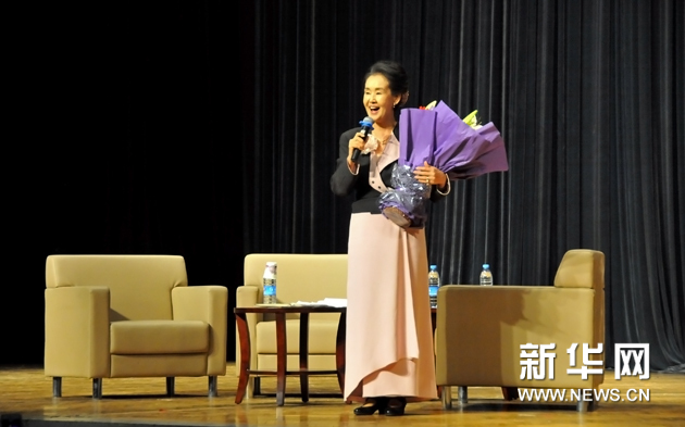 「高倉(cāng)健回顧展」が北京で開幕　中野良子が會(huì)場(chǎng)に