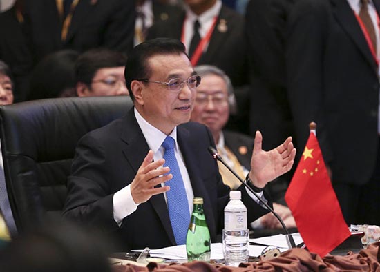 國(guó)務(wù)院の李克強(qiáng)総理は21日、マレーシア?クアラルンプールで行われた第18回東南アジア諸國(guó)連合（ASEAN）プラス1（中國(guó)）首脳會(huì)議に出席し、演説を行った。 