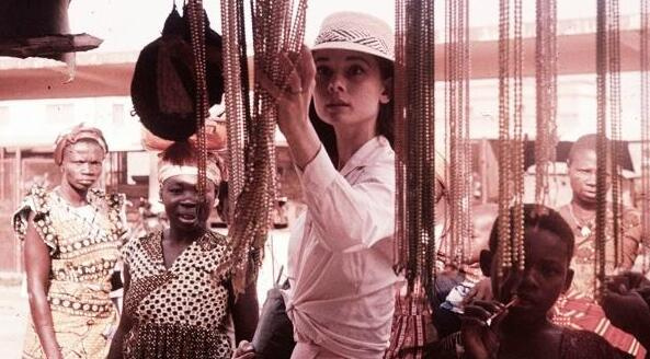 オードリー?ヘップバーン、アフリカでの寫真が公開(kāi)