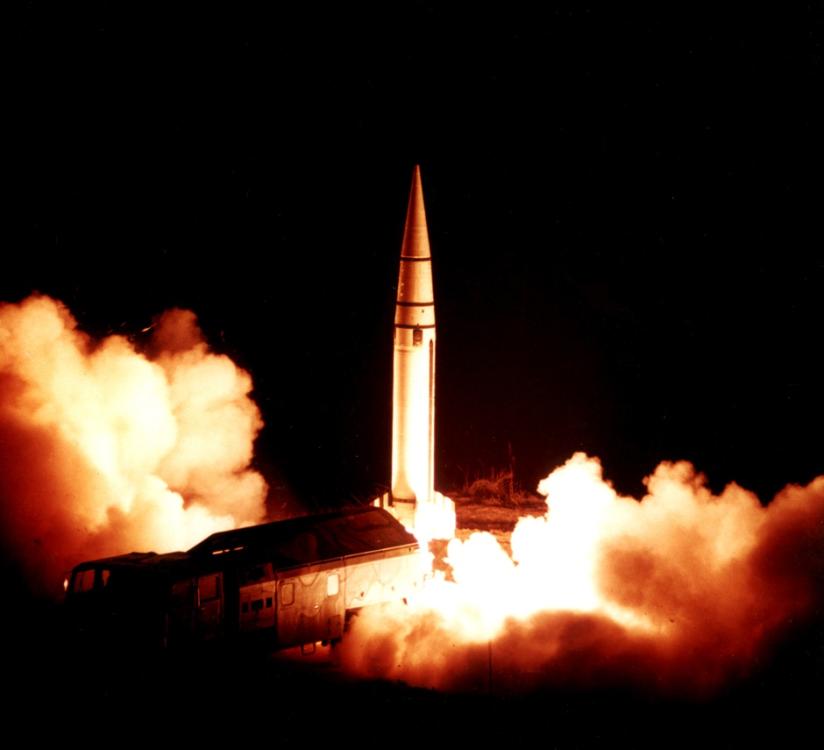 ロケット軍発射現(xiàn)場(chǎng)を直撃