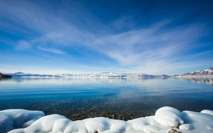 天山の麓につらら、まるで伝説の世界　新疆
