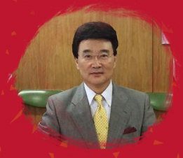 　忘れ難き2015年と別れを告げ、活力と希望に満ちた2016年を迎えます。昨年の努力や困難、奮闘と別れを告げるのは忍びない思いが致しますが、來る新年にも大きな希望と期待を寄せています。