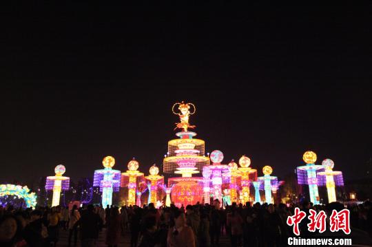 江蘇省常州淹城で新春燈會(huì)