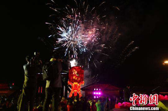 江蘇省常州淹城で新春燈會(huì)