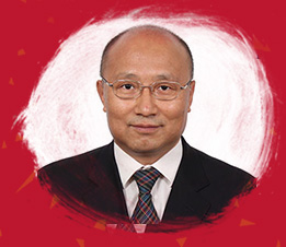 　新春を迎えるにあたり、人民網(wǎng)を通じ、在日本國中華人民共和國大使館経済商務(wù)部を代表し、全國民、在日中國企業(yè)および各界のご友人の皆様に対し、心より新春のご挨拶を申し上げます。2015年は両國経済界の皆様が心を合わせ、両國國民の相互理解と関係改善の上に積極的に盡力してまいりました。雙方が引き続き足並みを揃え、両國関係を安定的に末永く推し進(jìn)めていけることを期待致します。