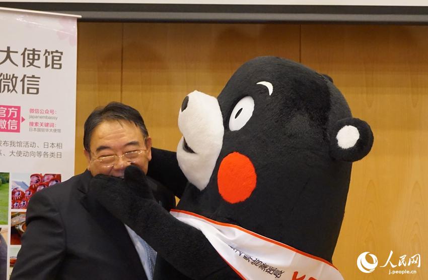 「微博」コンテスト授賞式にくまモン　可愛さ爆発