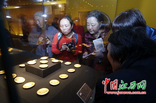 ?；韬钅工浅鐾沥筏课幕?00點余りが首都博物館で公開