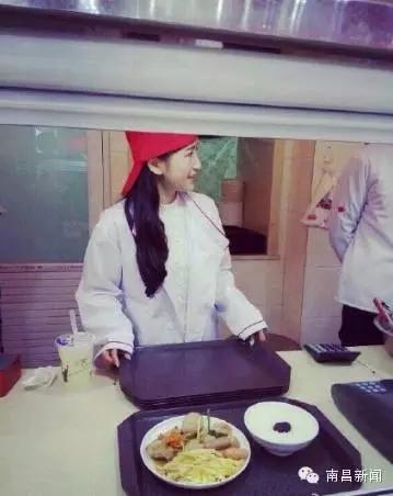 大學(xué)の「食堂の女神」、ネット民や他校生からも人気　江西省