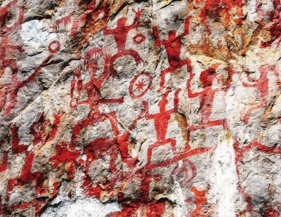 広西チワン族自治區(qū)の「花山巖畫」　世界遺産登録目指す作業(yè)進む