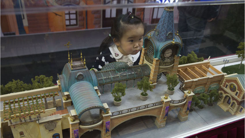 上海ディズニーツアー、ファンタジックな世界を一足先に披露