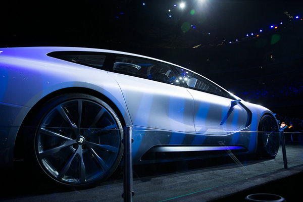 動(dòng)畫(huà)サイト?楽視網(wǎng)のスーパーカー、自動(dòng)運(yùn)転機(jī)能に注目