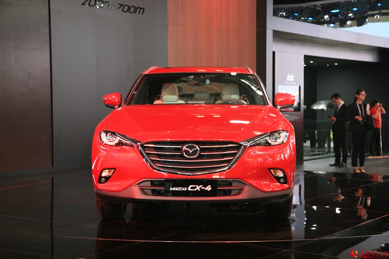 マツダCX-4