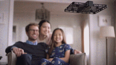 中國の若き創(chuàng)業(yè)者、軽量な超ミニドローンを発明