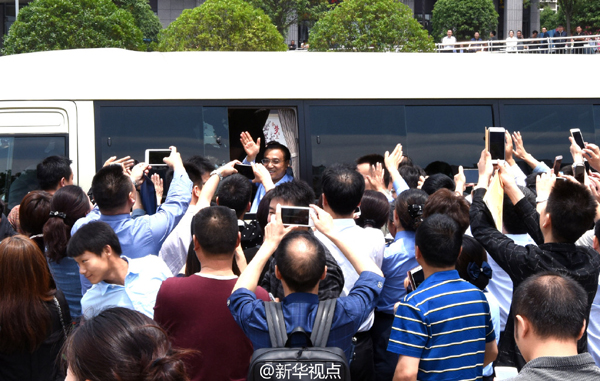 李克強(qiáng)総理が湖北省視察「國(guó)有企業(yè)の根本的活路は改革にある」