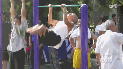 米國(guó)のネットユーザー驚きの中國(guó)老人の朝の運(yùn)動(dòng)