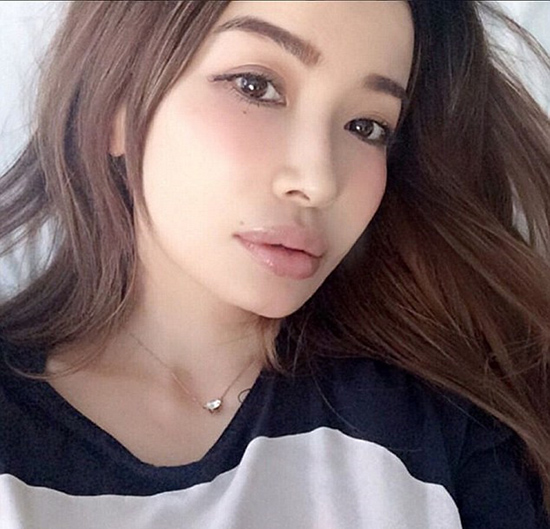 まさに美魔女！45歳のモデルの美しすぎる姿が話題に