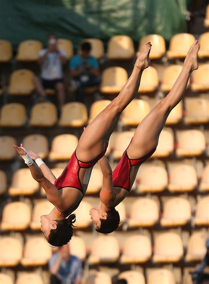 女子シンクロ高飛び込み、中國ペアが金メダル