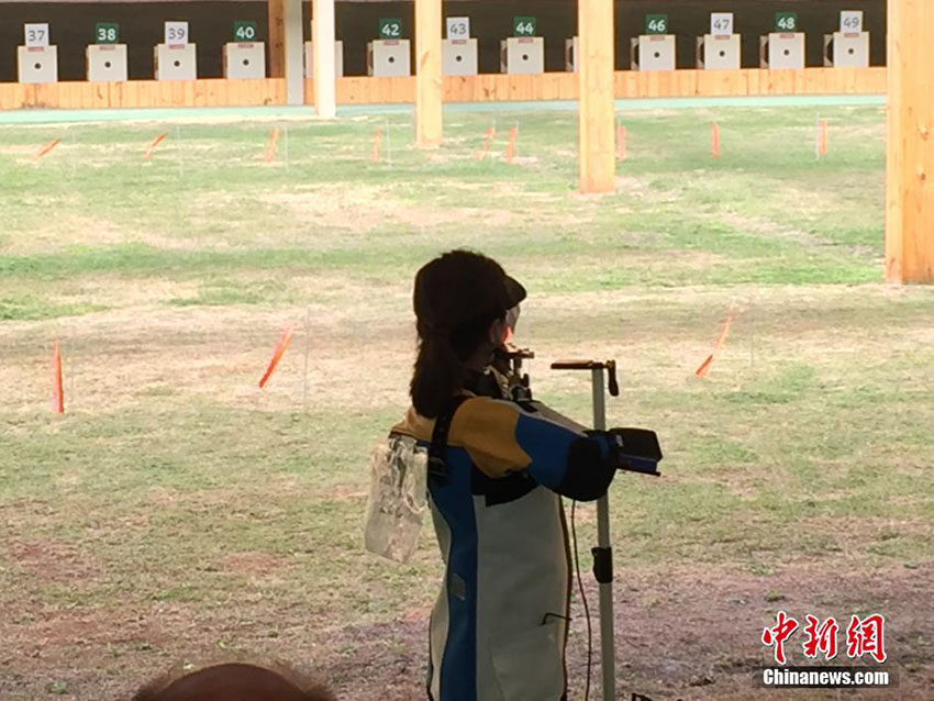 女子50メートル射撃、中國の張彬彬が銀、杜麗が銅を獲得