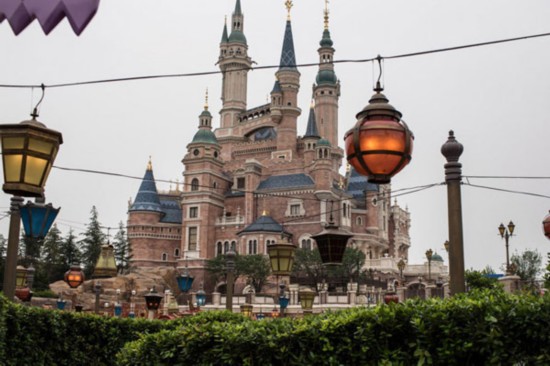 上海ディズニー、來園者が100萬人を突破