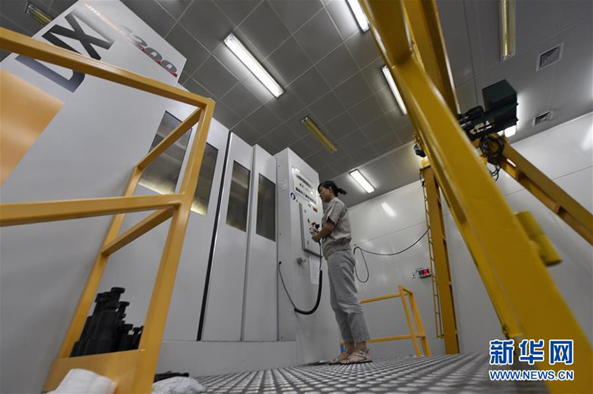 量子衛(wèi)星と「対話(huà)」する、地上望遠(yuǎn)鏡に密著取材