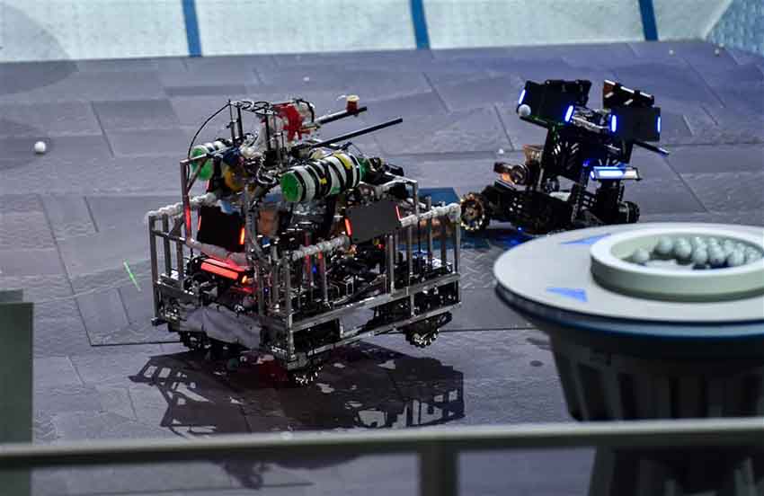 電子科技大學、全國大學生ロボコンのチャンピオンに