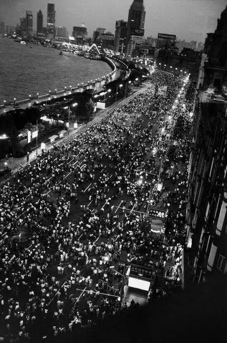 仏寫(xiě)真家マルク?リブーが撮影したモノクロの中國(guó)