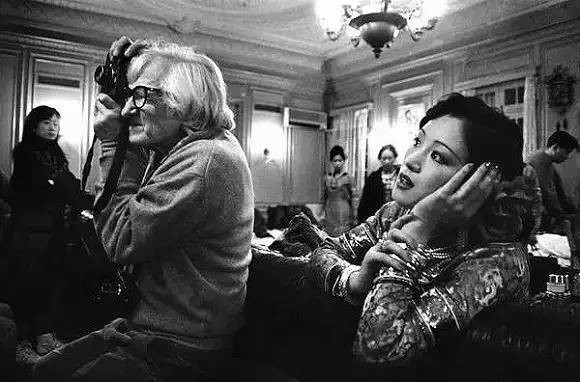 仏寫真家マルク?リブーが撮影したモノクロの中國(guó)