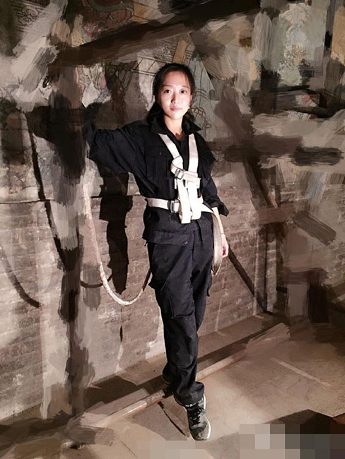 麗しの考古學研究者、山西省古剎の壁畫を2年かけて修復