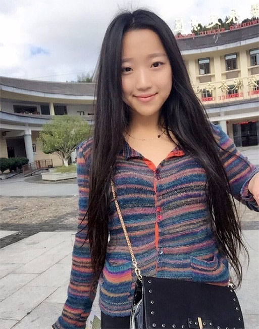 麗しの考古學(xué)研究者、山西省古剎の壁畫を2年かけて修復(fù)