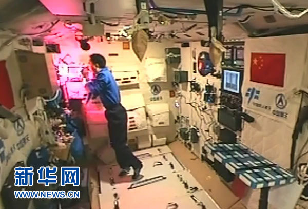 「天宮2號(hào)」でレタス栽培　中國(guó)人初の「宇宙農(nóng)家」が誕生