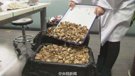 會社でおやつを休みなく食べる？　中國のある食品會社の業(yè)務