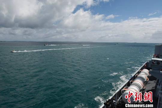 中國海軍のミサイル護(hù)衛(wèi)艦「塩城」がオークランドに到著